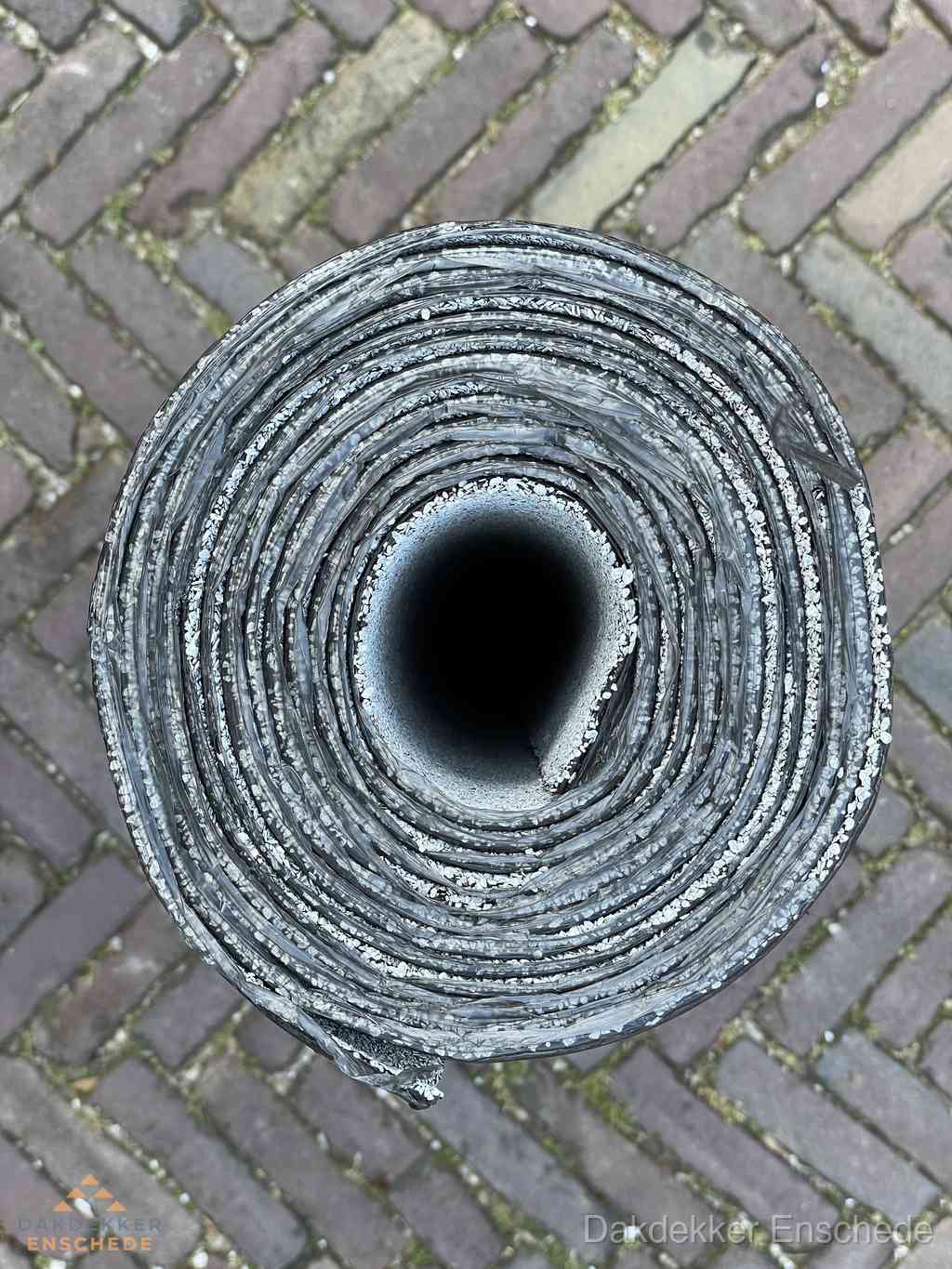 Rol EPDM dakbedekking materiaal voor plat dak in Enschede Rol EPDM dakbedekking materiaal voor plat dak in Enschede